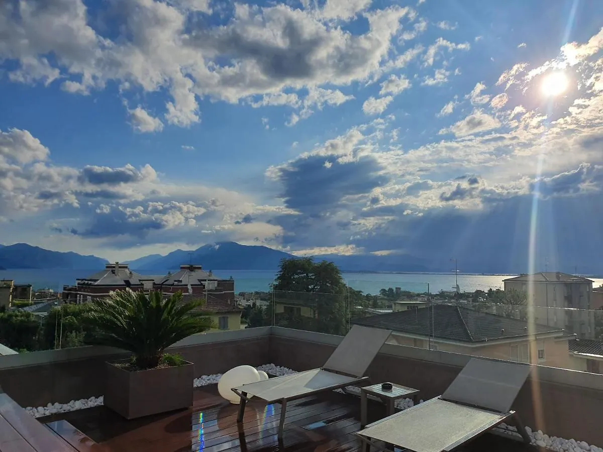 Hotel Desenzano ديسينسانو ديل غاردا