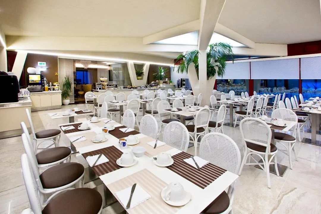 Hotel Desenzano ديسينسانو ديل غاردا إيطاليا