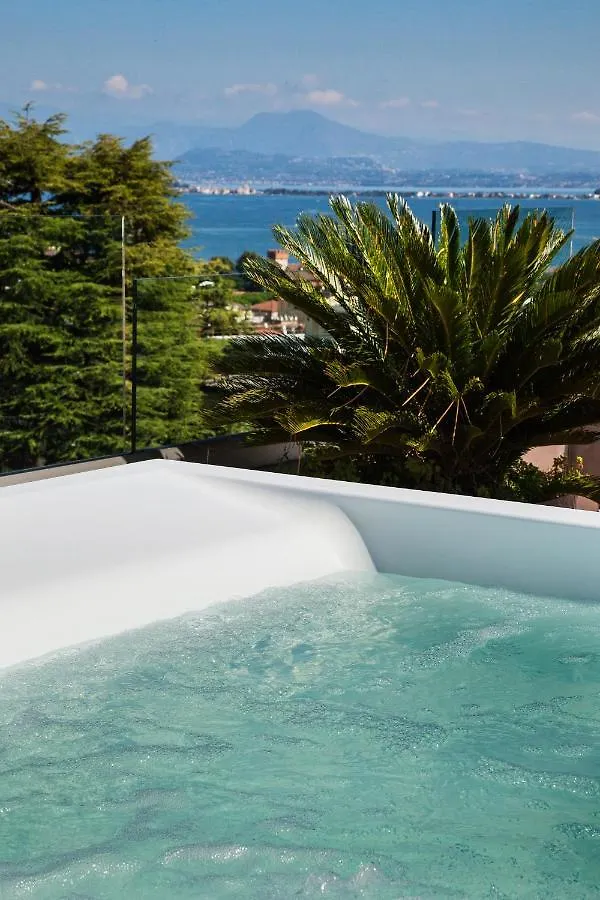 Hotel Desenzano ديسينسانو ديل غاردا