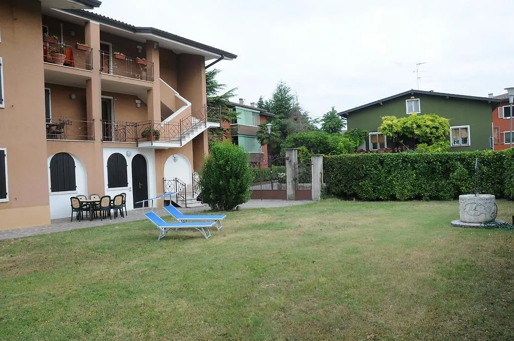 Hotel Desenzano ديسينسانو ديل غاردا 4*,