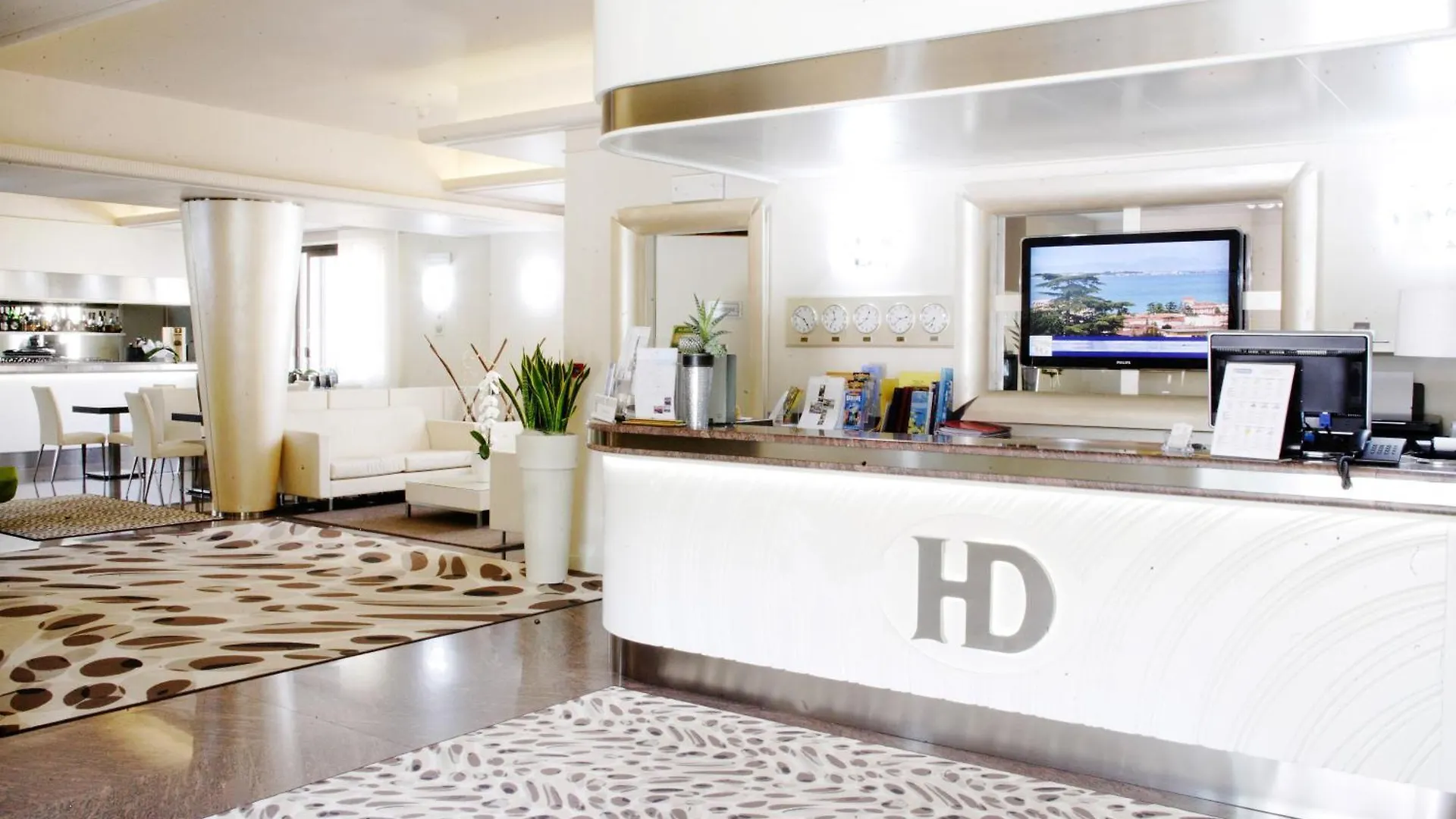 ****  Hotel Desenzano ديسينسانو ديل غاردا إيطاليا