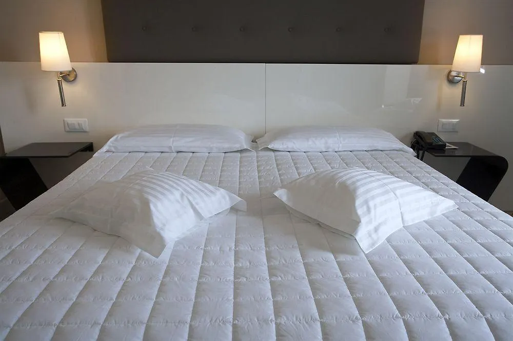 Hotel Desenzano Desenzano del Garda